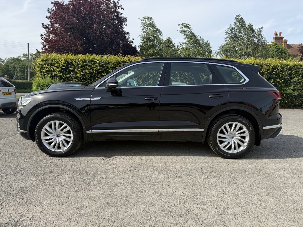 Volkswagen Touareg 3.0 Tdi V6 Sel Black #4