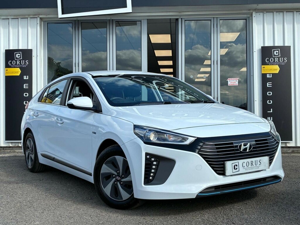 Hyundai Ioniq Hatchback 1.6 H-gdi Premium Dct Euro 6 Ss WP68GME White #4