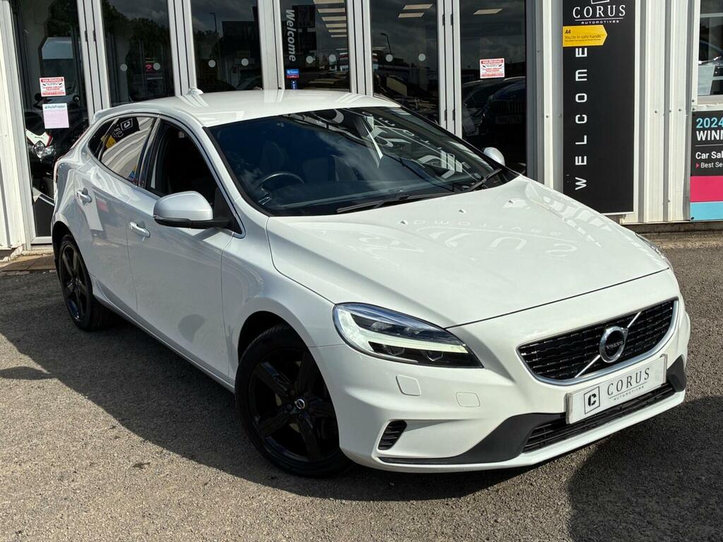 Volvo V40 Hatchback 1.5 T3 Gpf R-design Nav Plus Euro 6 KX68YBB White #5