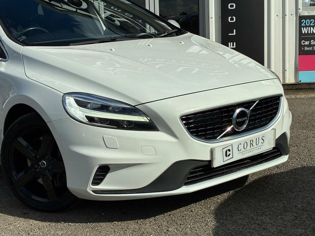 Volvo V40 Hatchback 1.5 T3 Gpf R-design Nav Plus Euro 6 KX68YBB White #6