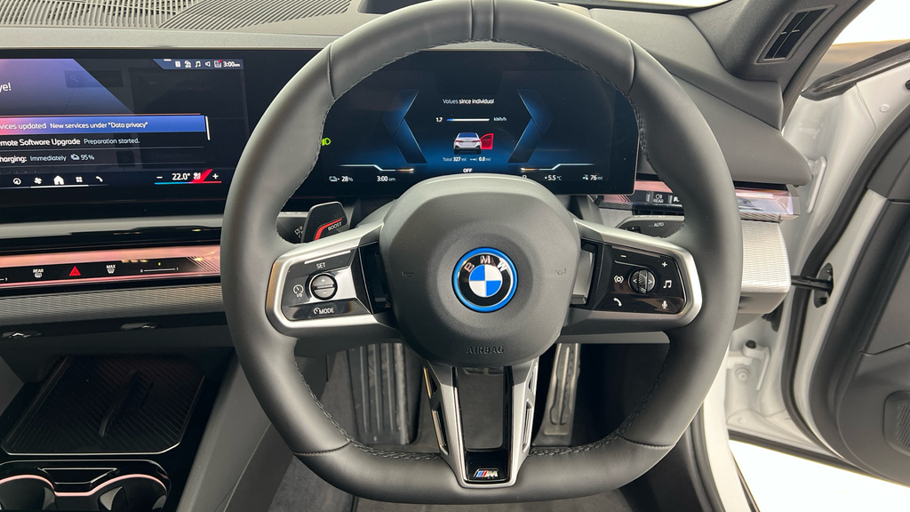 BMW i5 I5 Edrive40 M Sport Pro Saloon YA74BYD White #5