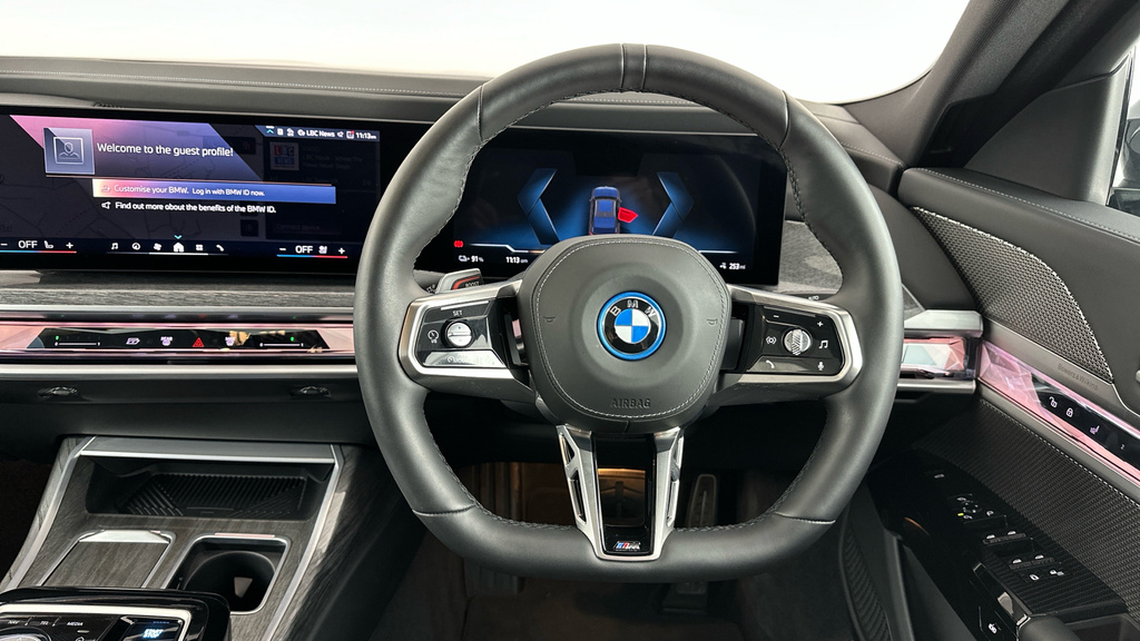 BMW i7 I7 Xdrive60 M Sport YJ74JPD Black #5