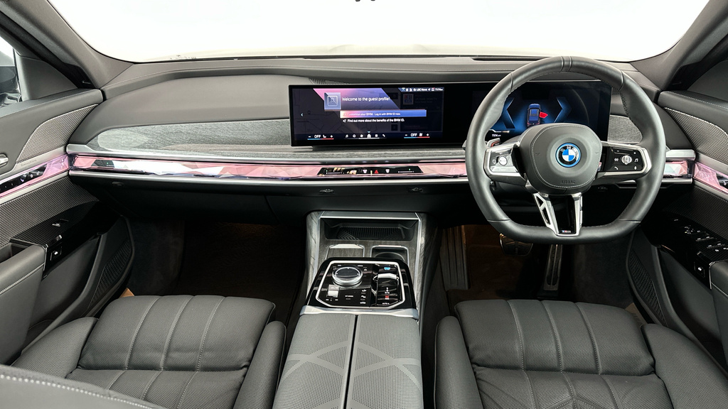 BMW i7 I7 Xdrive60 M Sport YJ74JPD Black #4