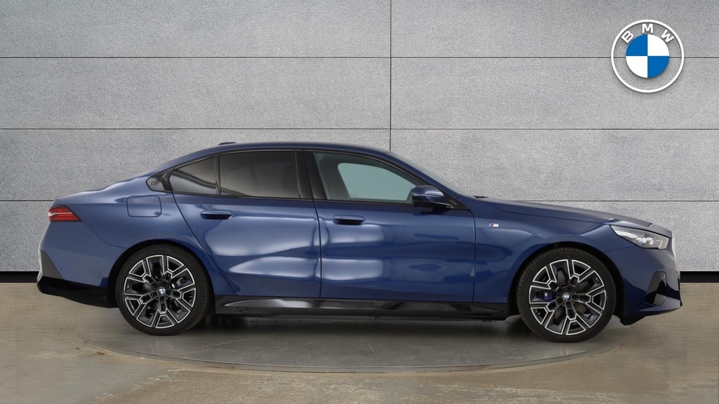 BMW i5 I5 Edrive40 M Sport Saloon YH75CTZ Blue #3