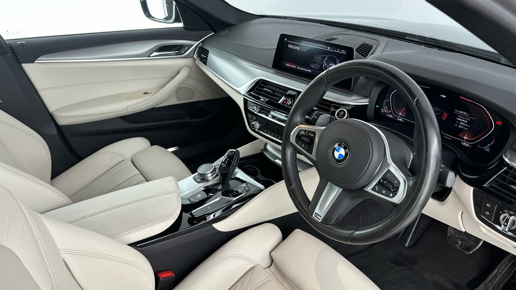 BMW 5 Series 520D M Sport Saloon Black #6