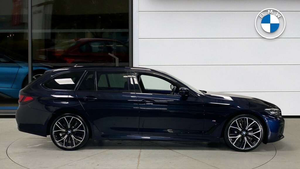 BMW 5 Series 520D M Sport Touring Black #3
