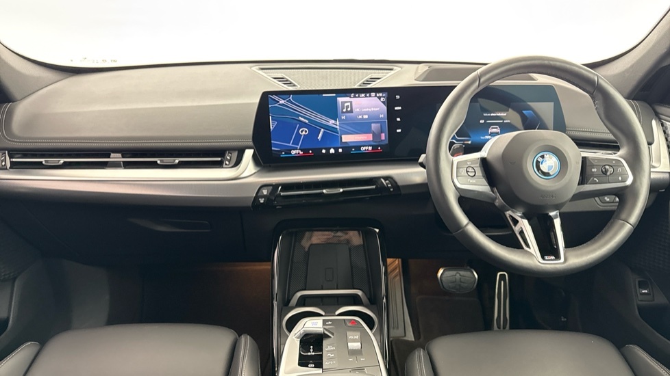 BMW iX1 Ix1 Edrive20 M Sport Silver #4