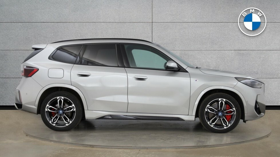 BMW iX1 Ix1 Edrive20 M Sport Silver #3