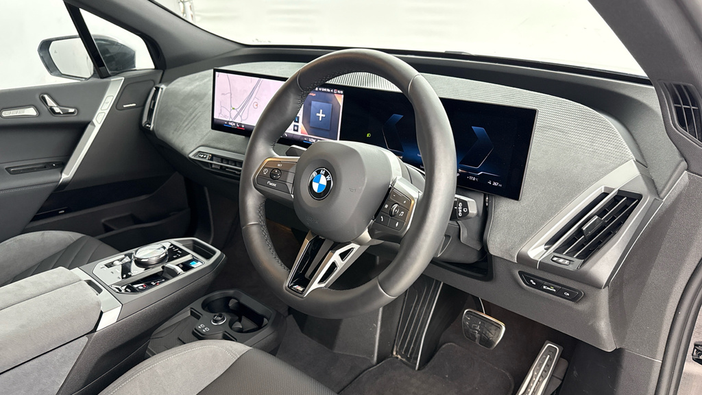 BMW iX Ix Xdrive60 M Sport YH75LYU Black #6