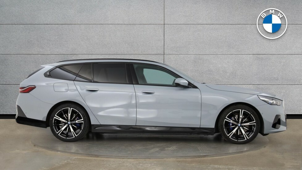 BMW 5 Series 530E M Sport Touring YH75NXD Grey #3