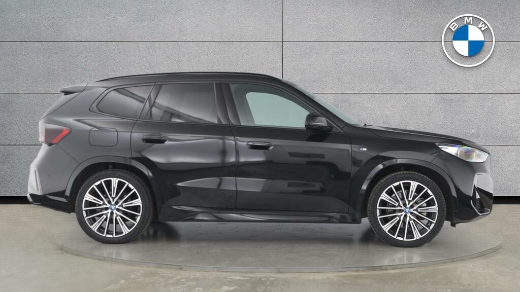 BMW iX1 Ix1 Xdrive30 M Sport Black #3