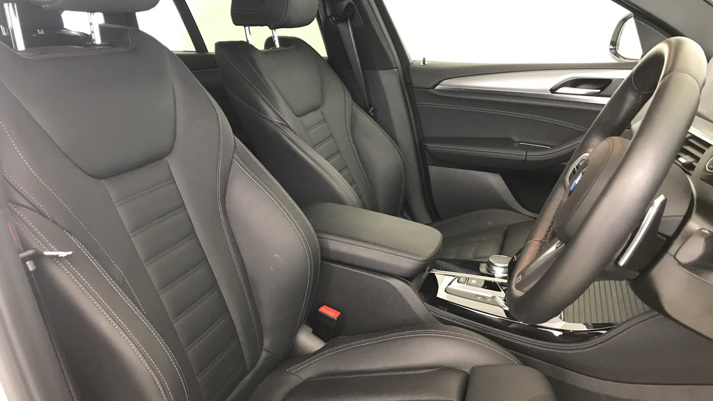 BMW X4 M40d Black #11