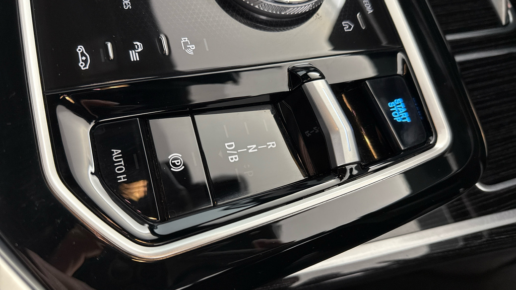BMW i7 50 105.7Kwh Excellence Edrive Grey #19