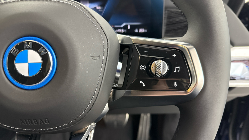 BMW i7 50 105.7Kwh Excellence Edrive Grey #18