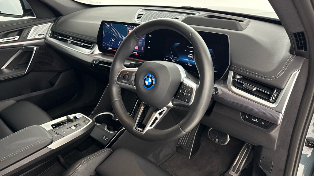 BMW iX1 Ix1 Edrive20 M Sport #6