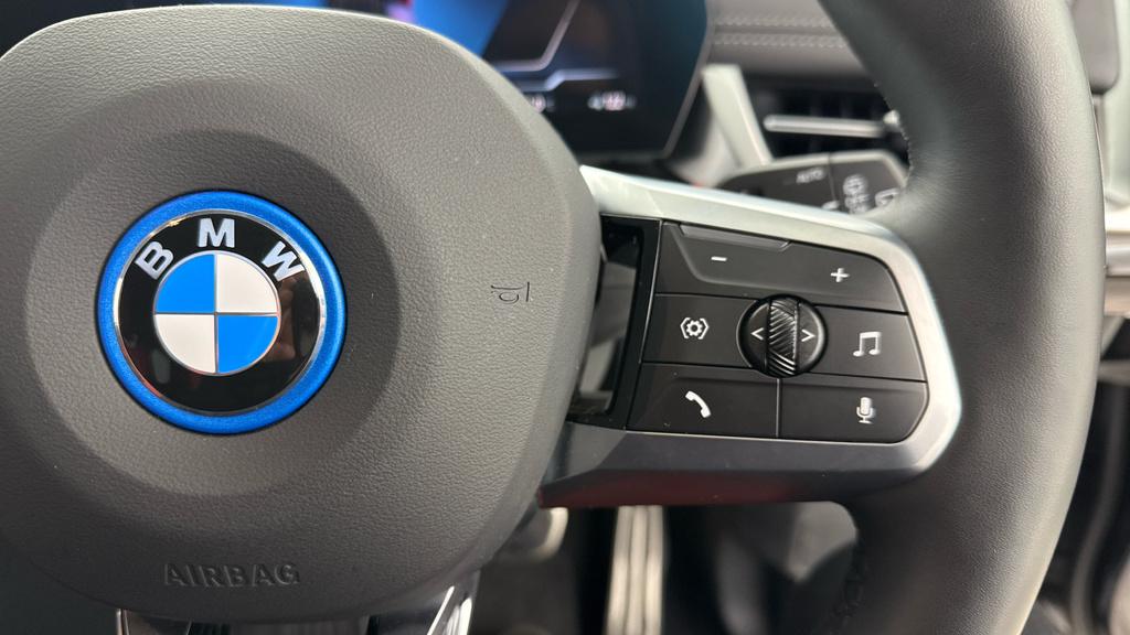 BMW iX1 150Kw Edrive20 M Sport 65Kwh Black #18
