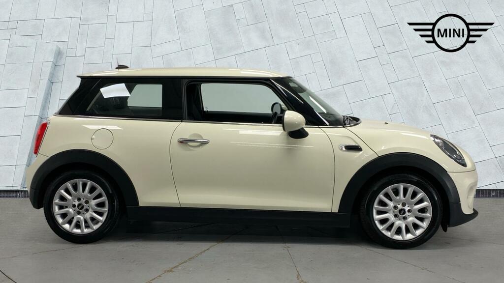 Mini Hatch Cooper 3-Door Hatch White #3
