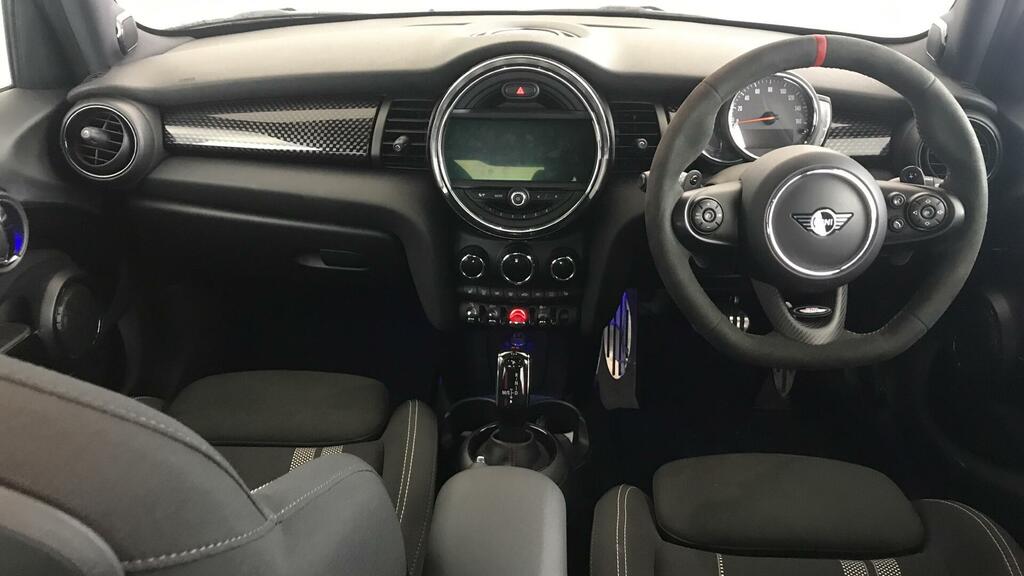 Mini Hatch 5-Door Hatch Cooper S Sport YE20XLW Silver #4