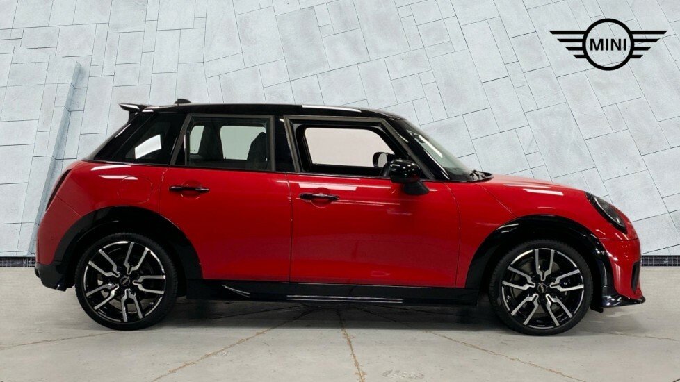 Mini Hatch Cooper C VO25RXG Red #3