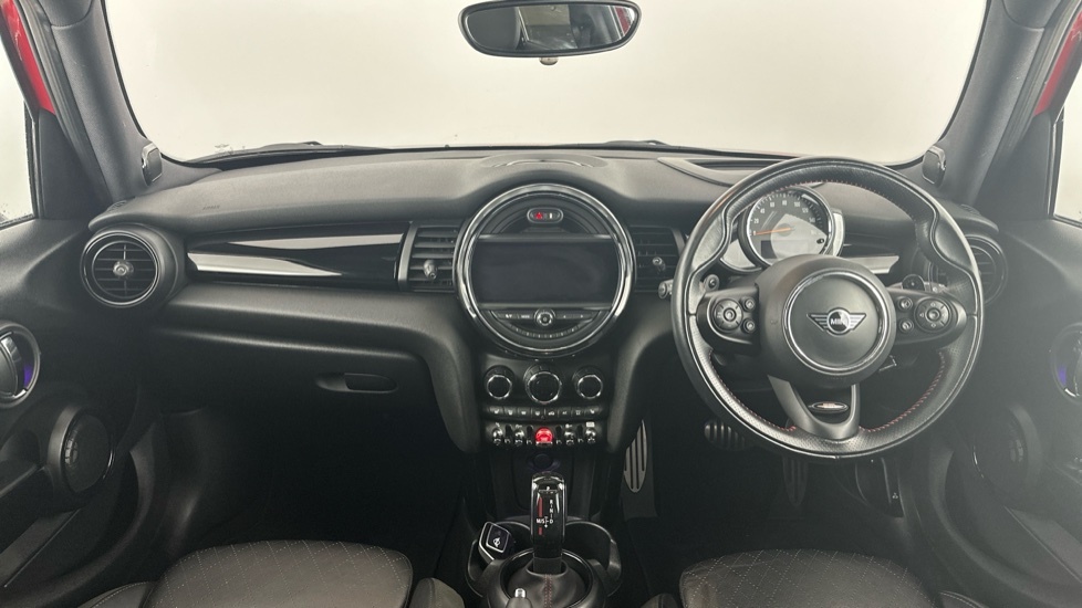 Mini Hatch 5-Door Hatch Cooper S Sport VX68OOG Red #4