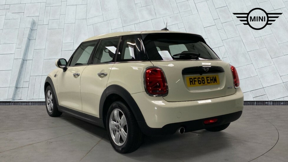 Mini Hatch 5-Door Hatch Cooper RF68EHM White #2