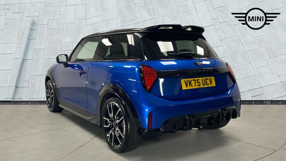 Mini Hatch Cooper C VK75UCV Blue #2