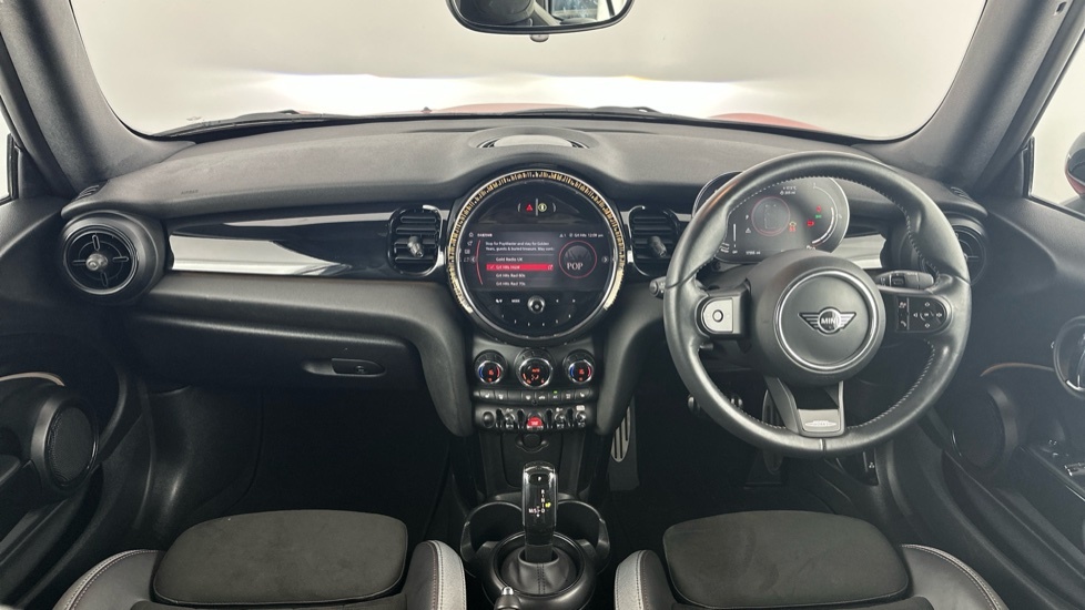 Mini Convertible Convertible Cooper Sport VN73XOY Red #4