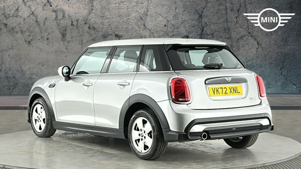 Mini Hatch 5-Door Hatch Cooper Classic VK72XNL Silver #2