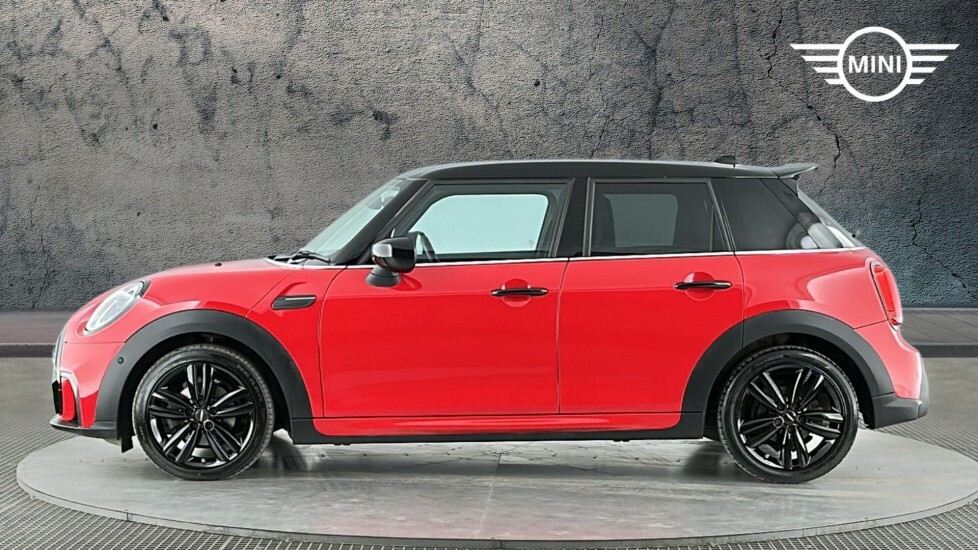 Mini Hatch 5-Door Hatch Cooper Sport VA22DZB Red #3