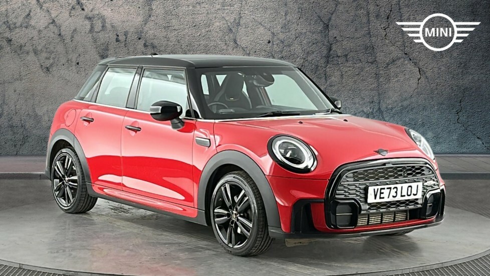 Mini Hatch 5-Door Hatch Cooper Sport Red