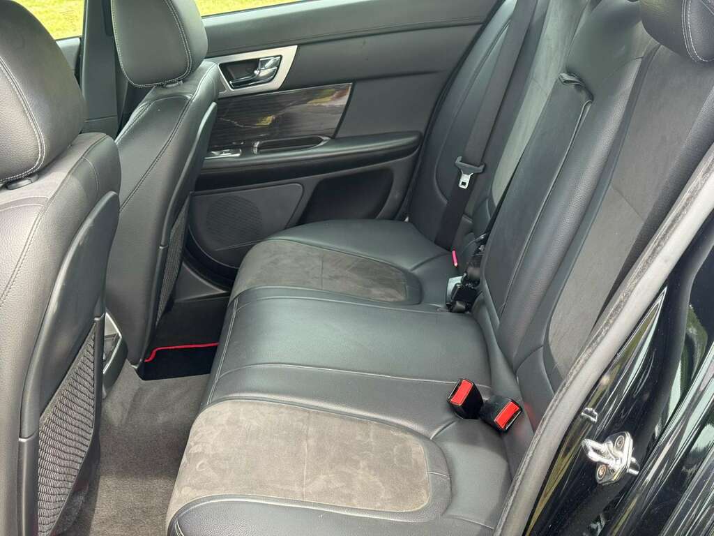 Jaguar XF D R-sport Blue #9