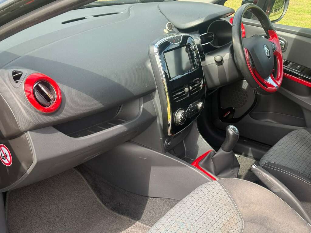 Renault Clio 1.5 Clio Dynamique S Medianav Energy Dci Ss Black #6