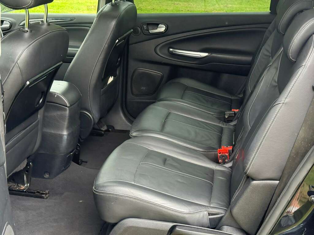 Ford Galaxy 1.6 Galaxy Titanium X Tdci Black #3