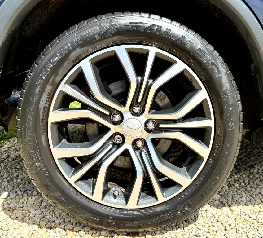 Mitsubishi Outlander 2.2 Di-d 3 Suv 4Wd Euro 6 Ss Blue #4