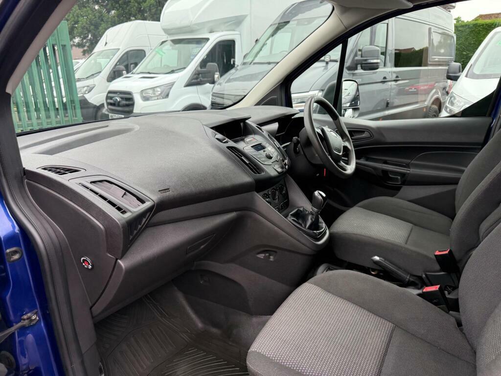 Ford Transit Connect 1.8L Null White #29