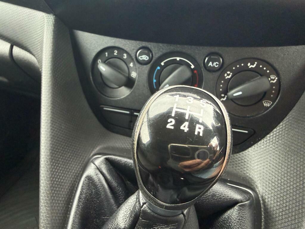 Ford Transit Connect 1.8L Null White #12