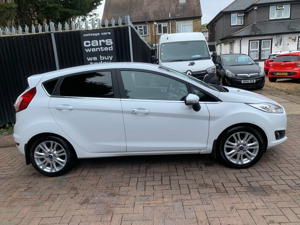 Ford Fiesta 1.0T Ecoboost Zetec Hatchback Eu VE63OMA White #3
