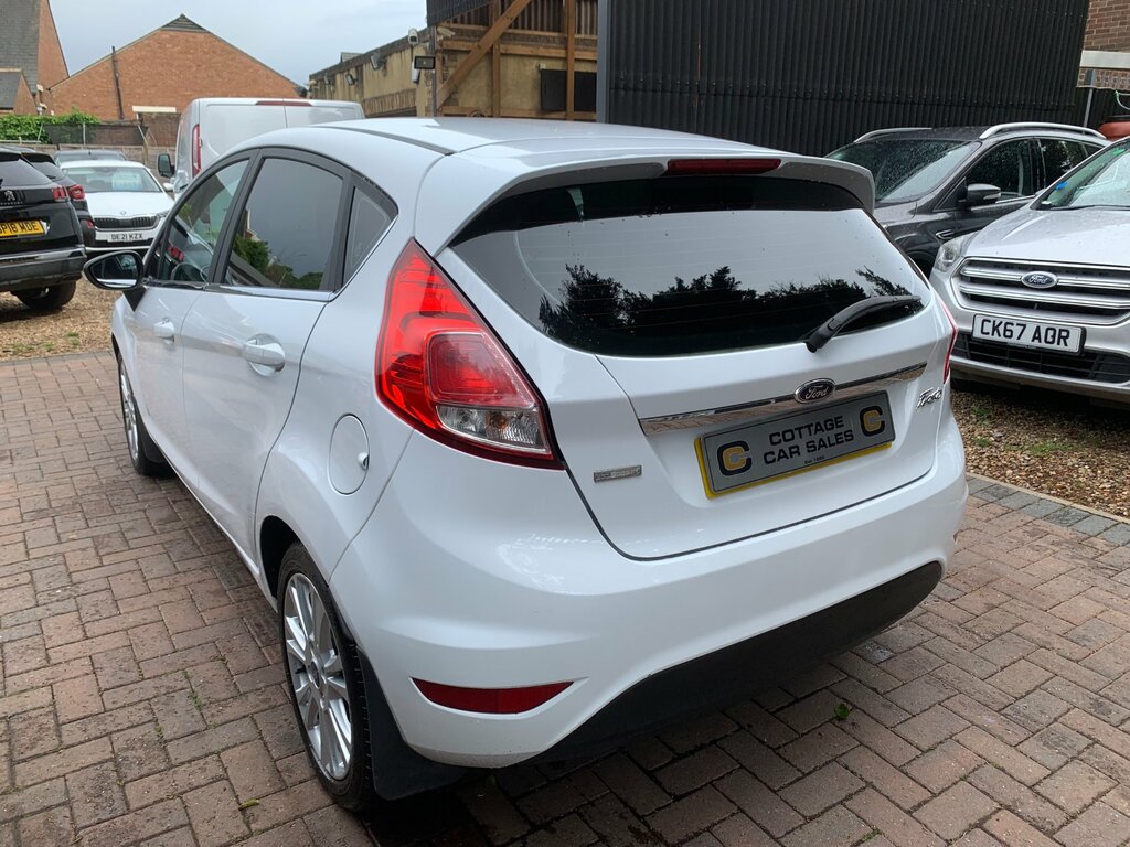 Ford Fiesta 1.0T Ecoboost Zetec Hatchback Eu VE63OMA White #6