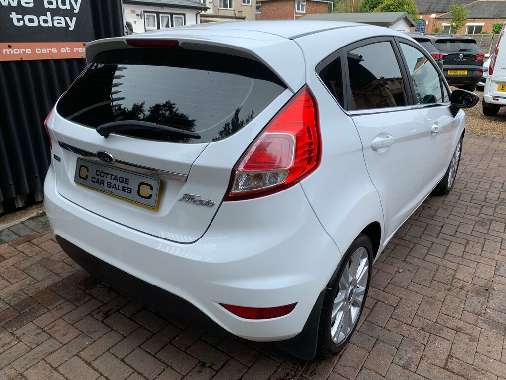 Ford Fiesta 1.0T Ecoboost Zetec Hatchback Eu VE63OMA White #4