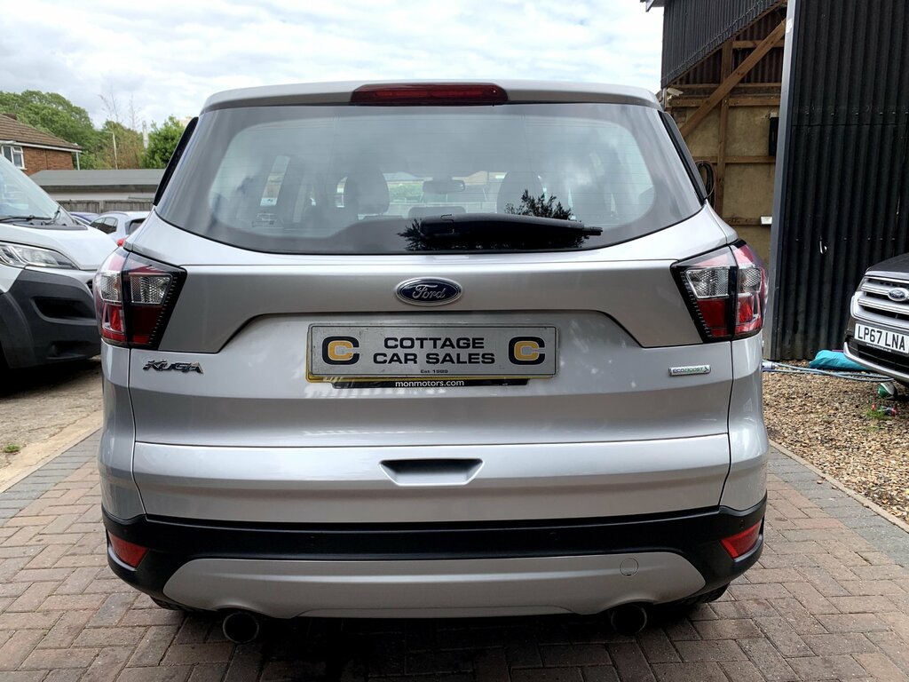 Ford Kuga 1.5T Ecoboost Titanium Suv Awd Eur Silver #4