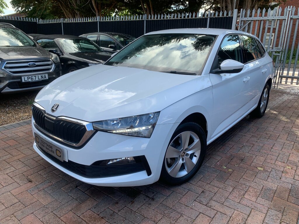 Skoda Scala 1.0 Tsi Se Hatchback Euro 6 Ss White #3