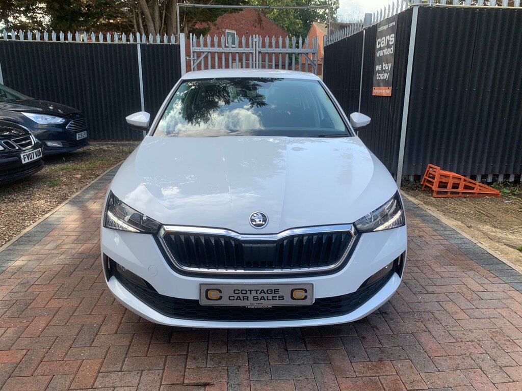 Skoda Scala 1.0 Tsi Se Hatchback Euro 6 Ss White #4