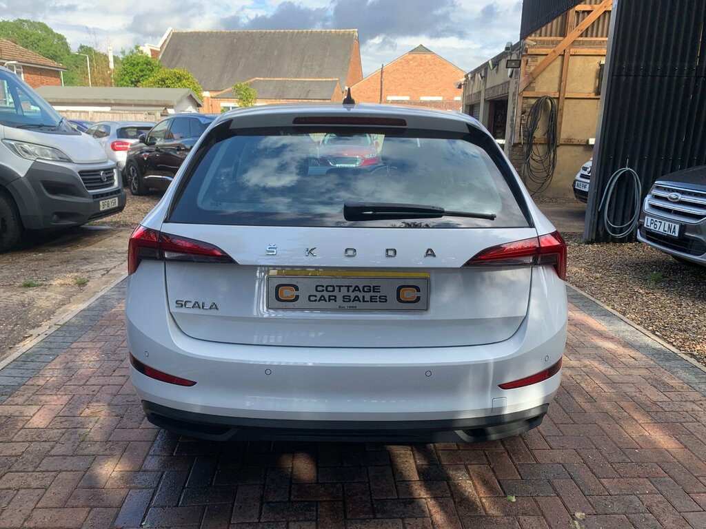 Skoda Scala 1.0 Tsi Se Hatchback Euro 6 Ss White #6
