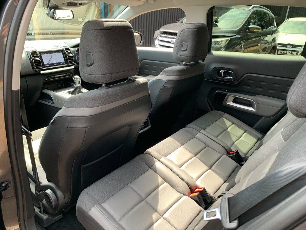 Citroen C5 Aircross Hatchback Black #25