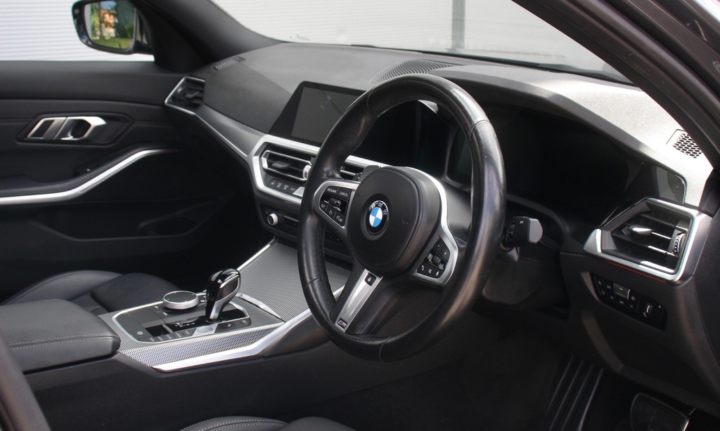 BMW 3 Series Automatic YB22BVM Grey #6