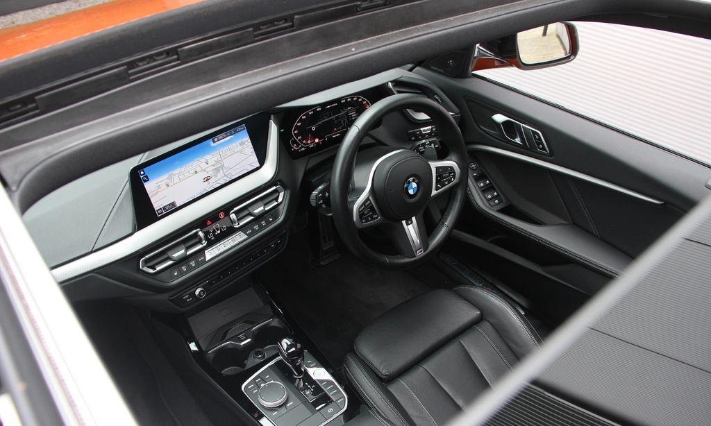 BMW 1 Series Automatic DC72MOU Orange #2