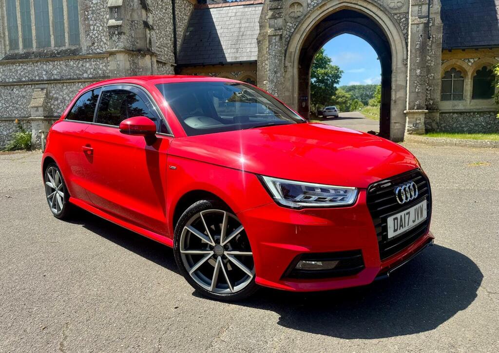Audi A1 Hatchback 1.4 Tfsi Cod Black Edition S Tronic Euro DA17JVW Red #4