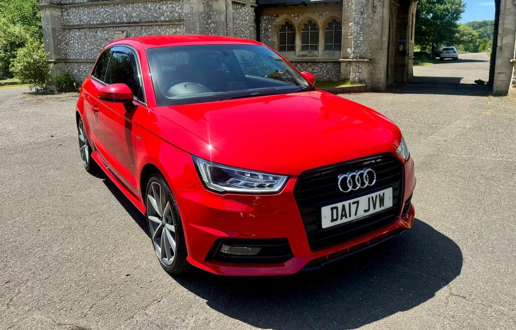 Audi A1 Hatchback 1.4 Tfsi Cod Black Edition S Tronic Euro DA17JVW Red #5