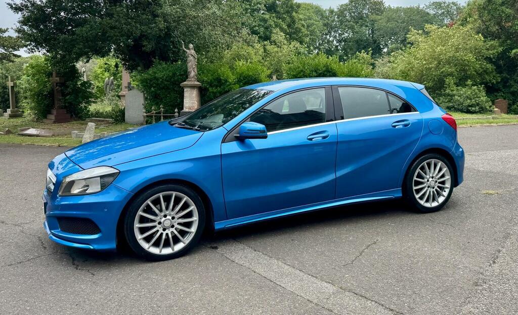 Mercedes-Benz A Class Hatchback 1.5 A180 Cdi Amg Sport 7G-dct Euro 6 S Blue #2