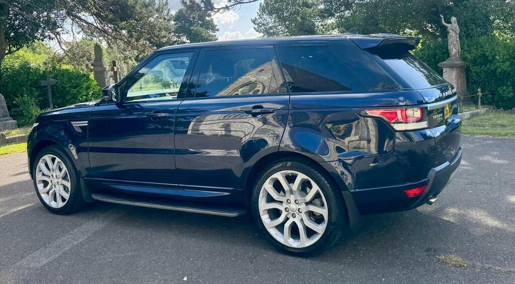 Land Rover Range Rover Sport  Black #12